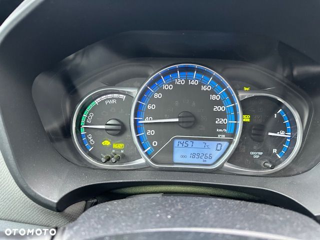 Toyota Yaris - 8