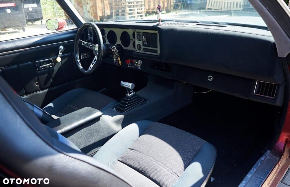 Chevrolet Camaro - 29