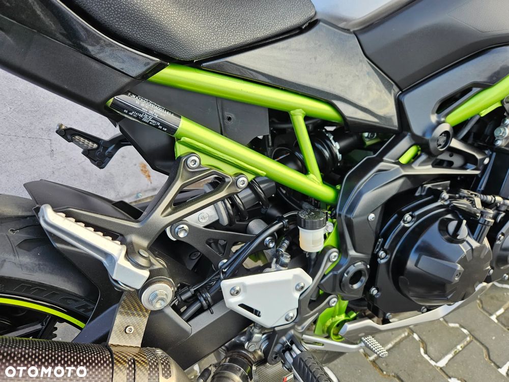 Kawasaki Z 900 - 13