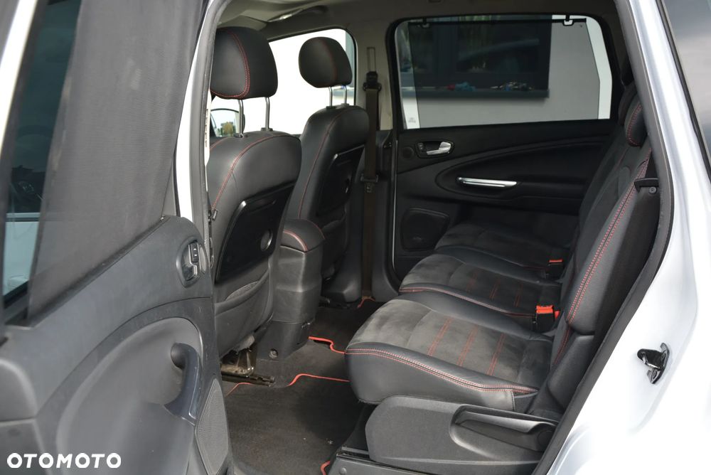 Ford S-Max 2.0 TDCi DPF Titanium X - 28