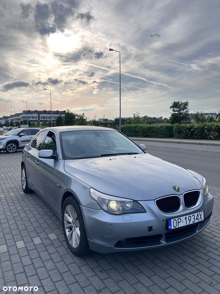 BMW 5 Series 2005 photo 3