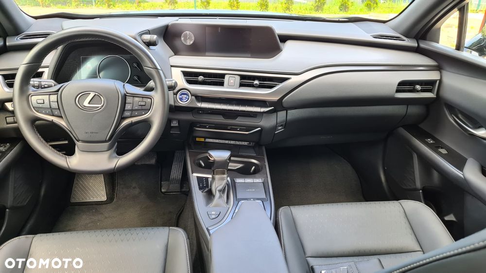 Lexus UX 250h GPF Prestige AWD - 18