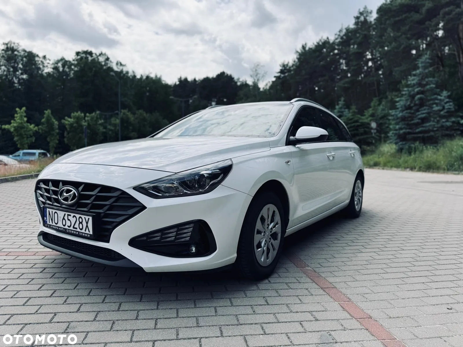 Hyundai i30 1.6 D Comfort - 10