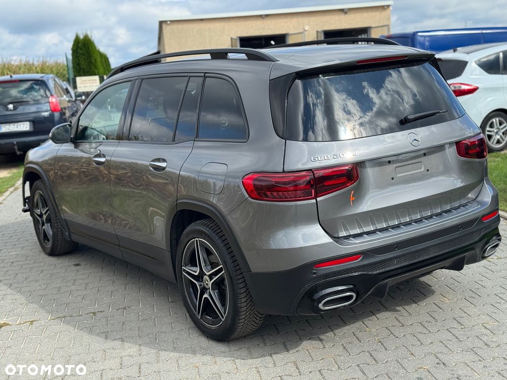 Mercedes-Benz GLB 200 d 4-Matic AMG Line 8G-DCT - 6