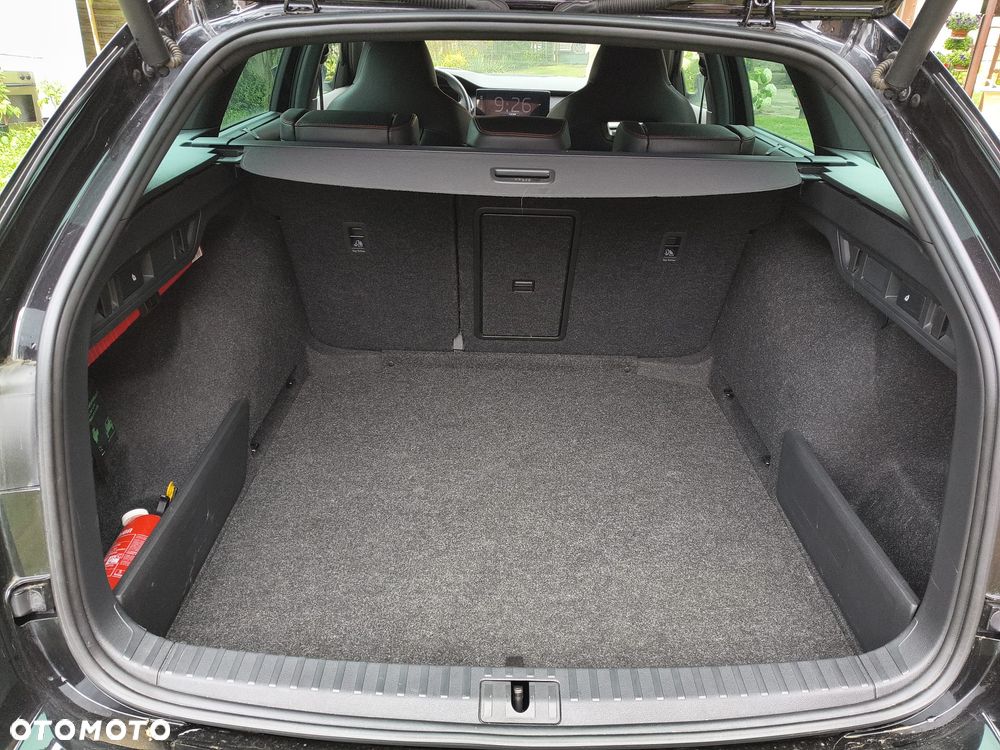 Skoda Octavia 2.0 TDI RS DSG - 17