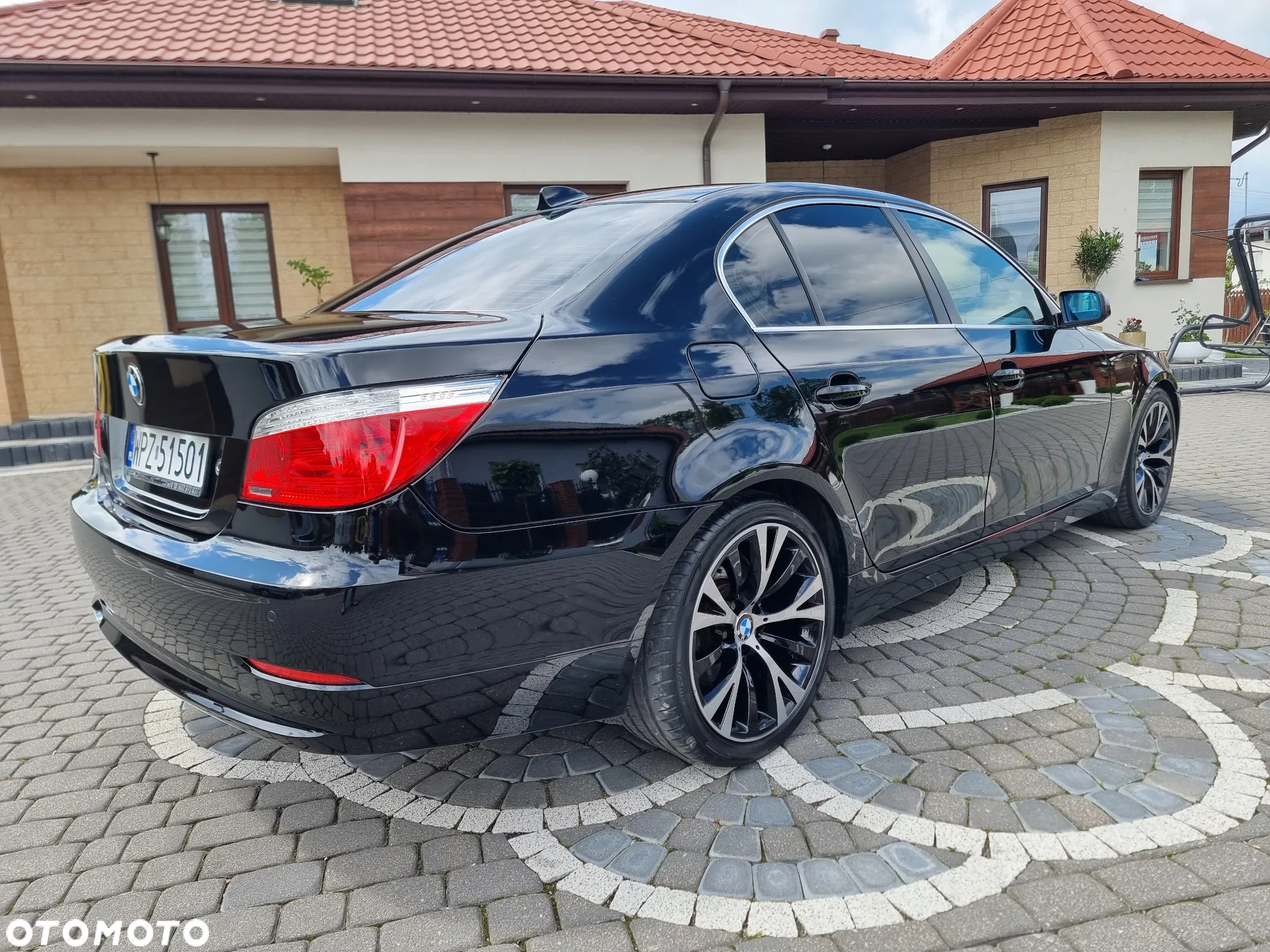 BMW Seria 5 520i - 9
