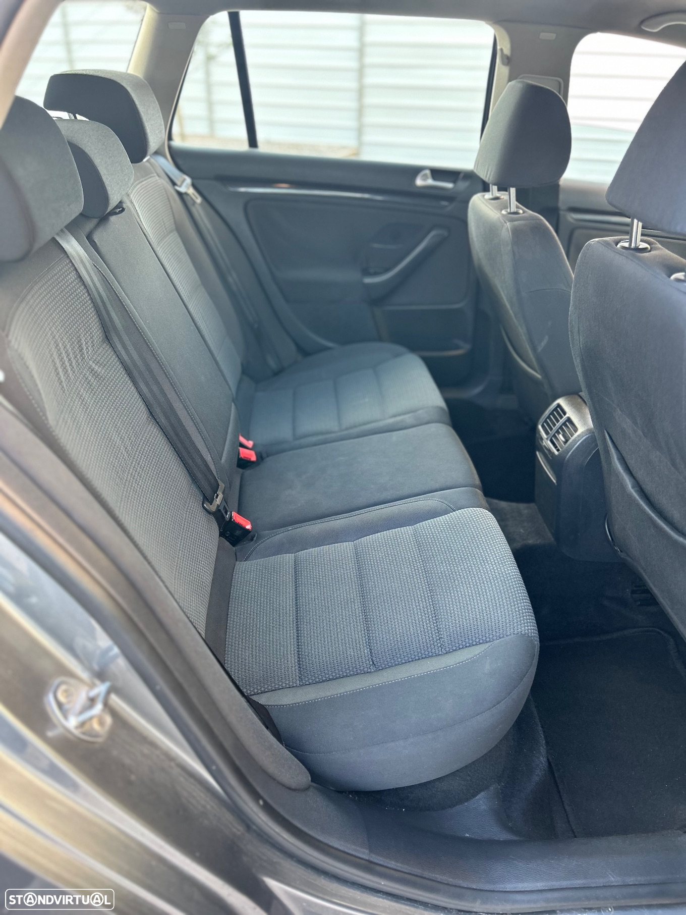 VW Golf Variant 1.6 TDi Confortline - 7