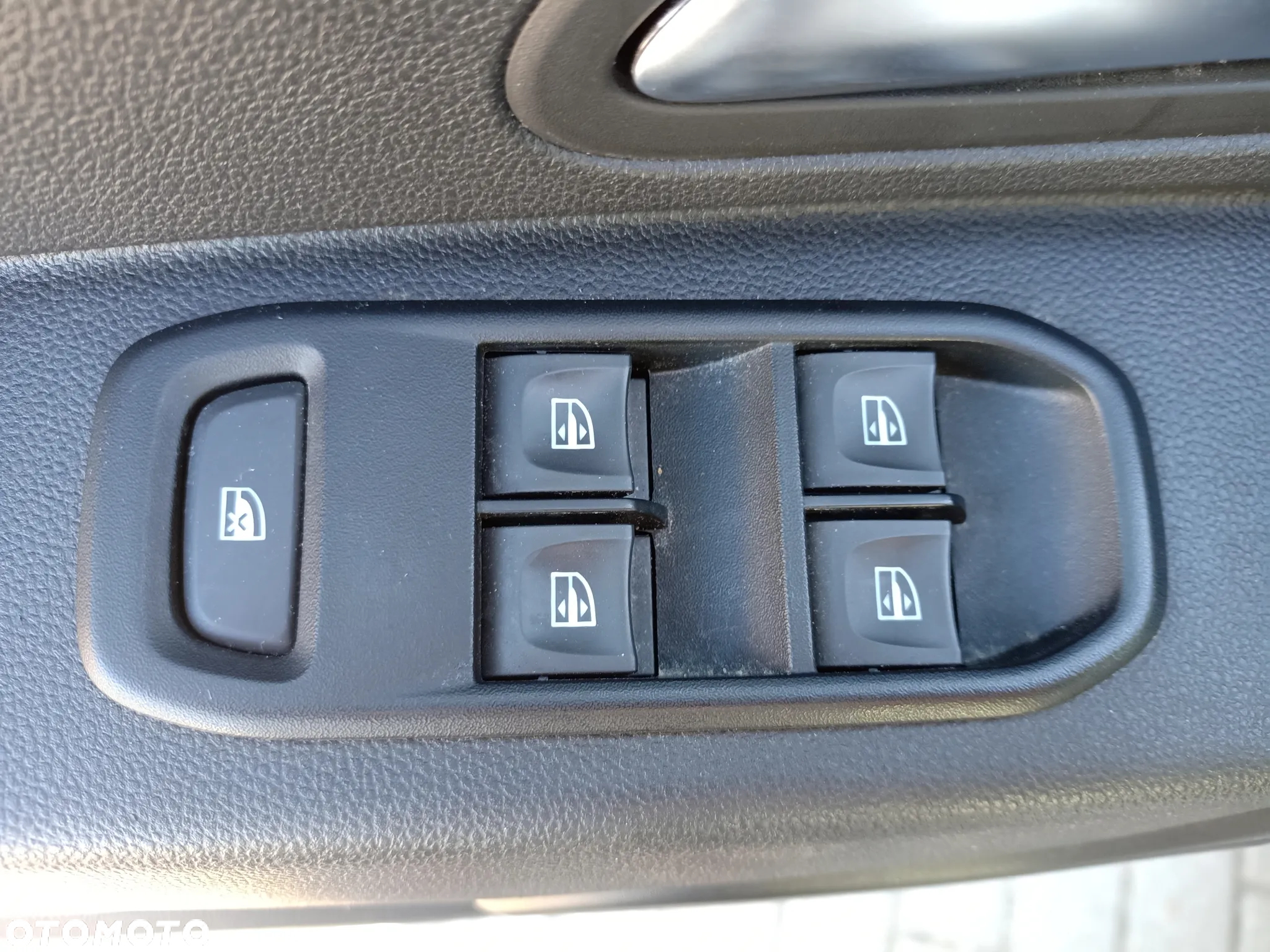 Dacia Duster 1.5 Blue dCi Essential - 12