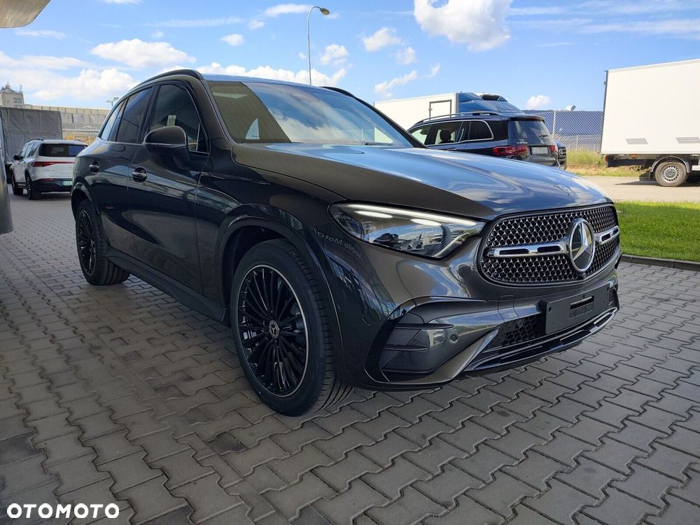 Mercedes-Benz GLC - 4