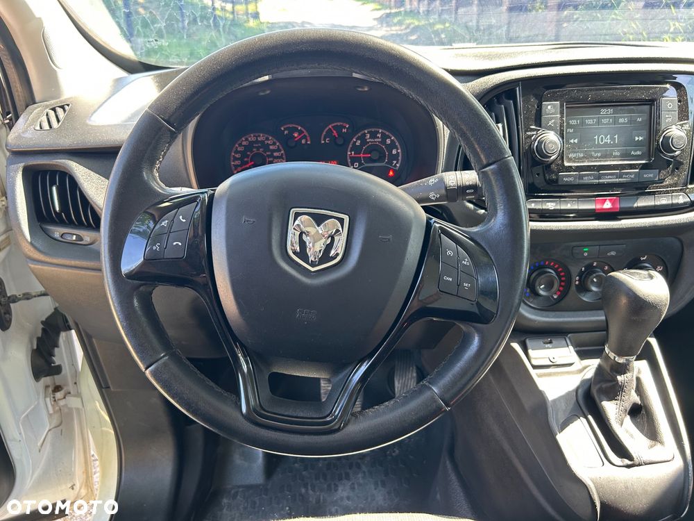 RAM Promaster City - 12