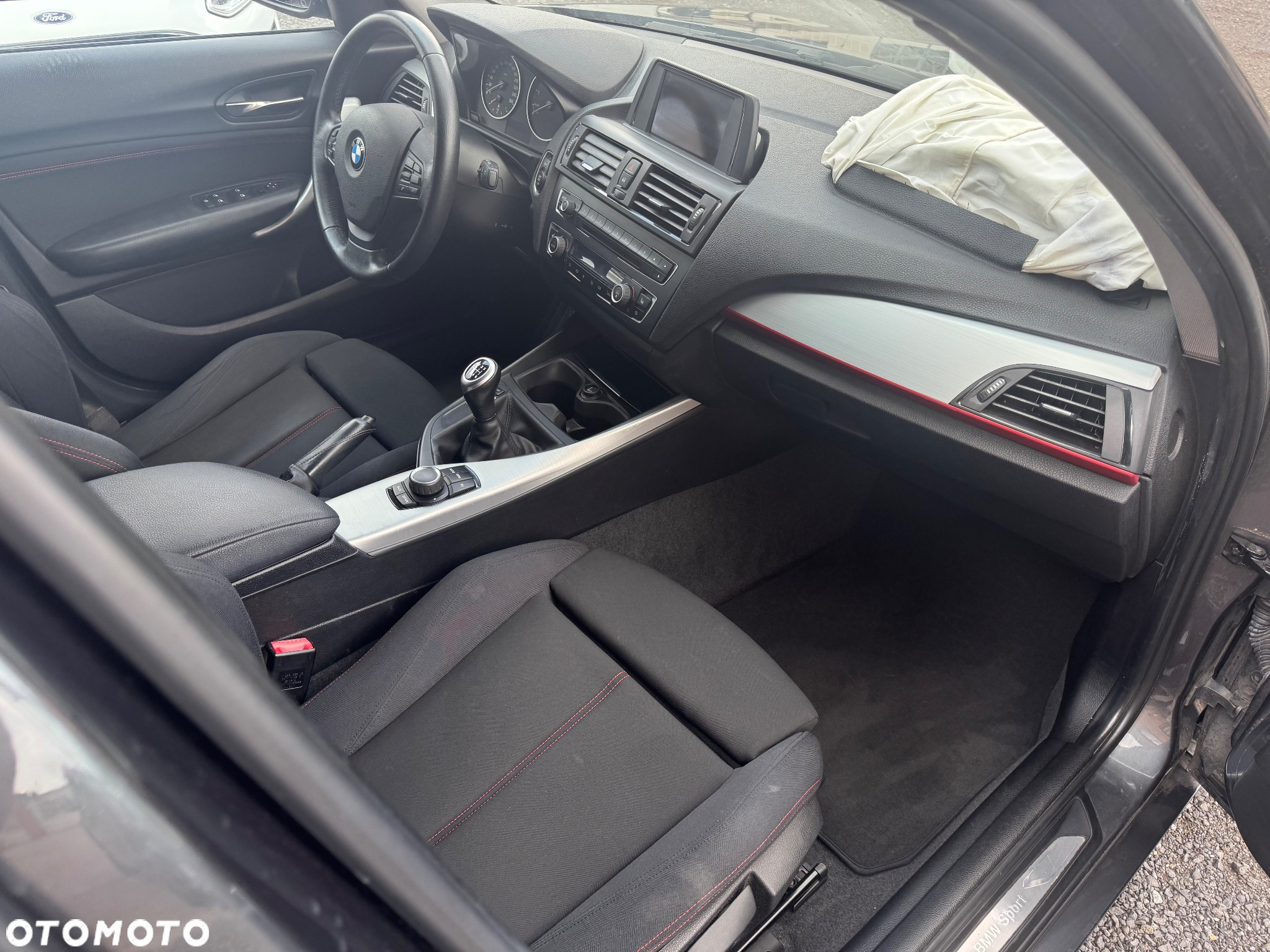 BMW Seria 1 118i Sport Line - 16
