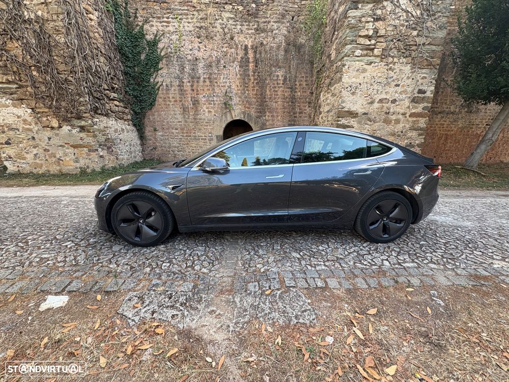 Tesla Model 3 Long-Range Dual Motor AWD - 4