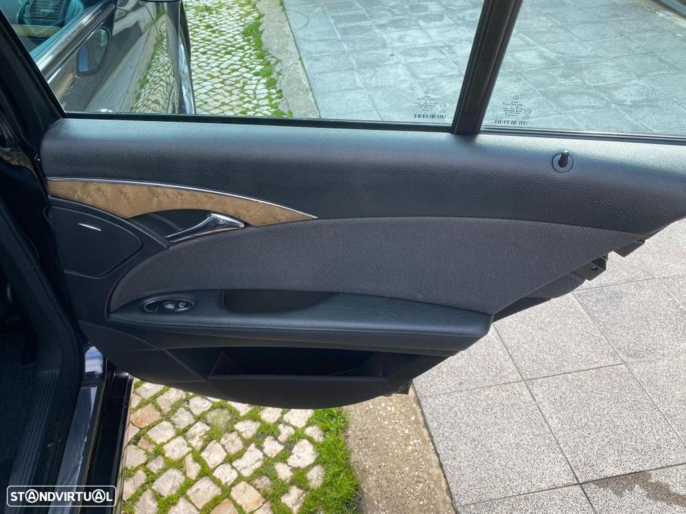 Mercedes-Benz E 220 CDI Auto Avantgarde - 25