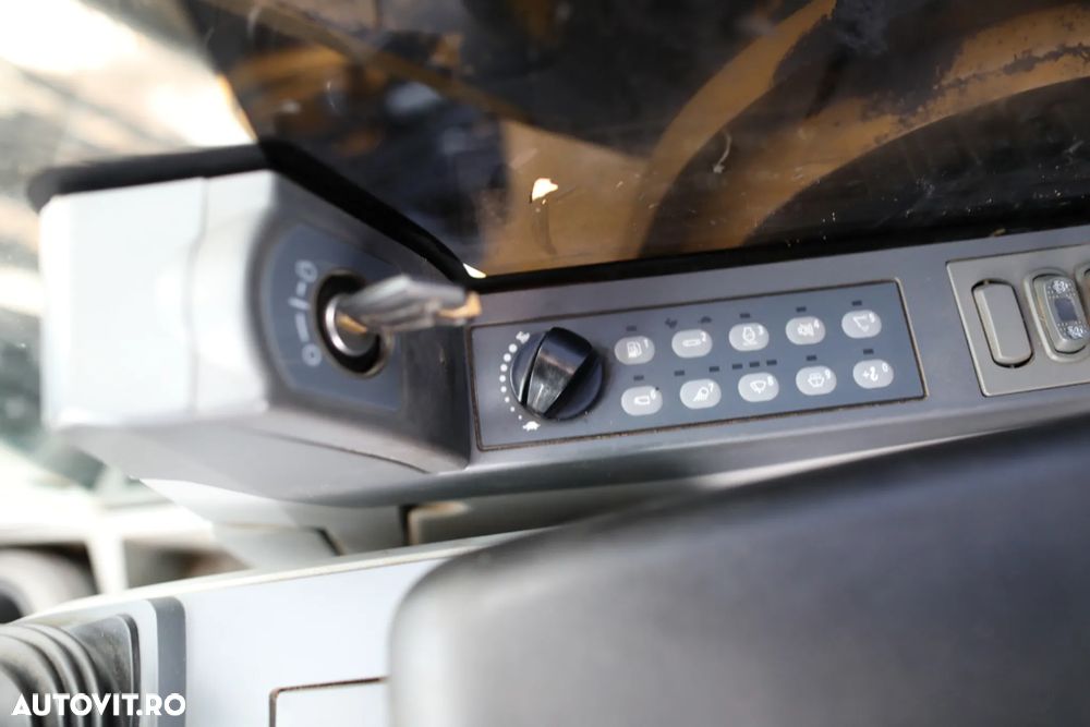 Caterpillar 329 ELN - 14