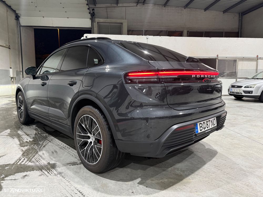 Porsche Macan Electric 4S - 6