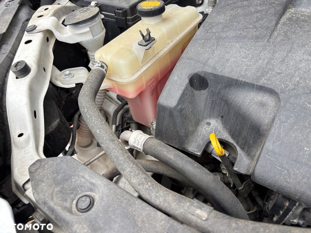 Toyota RAV4 2.0 D-4D 4x2 Start-Stop Comfort - 25