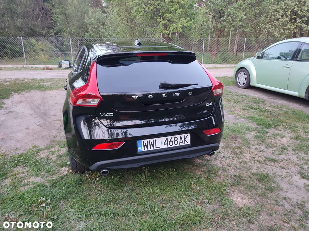 Volvo V40 D4 Drive-E Momentum - 6