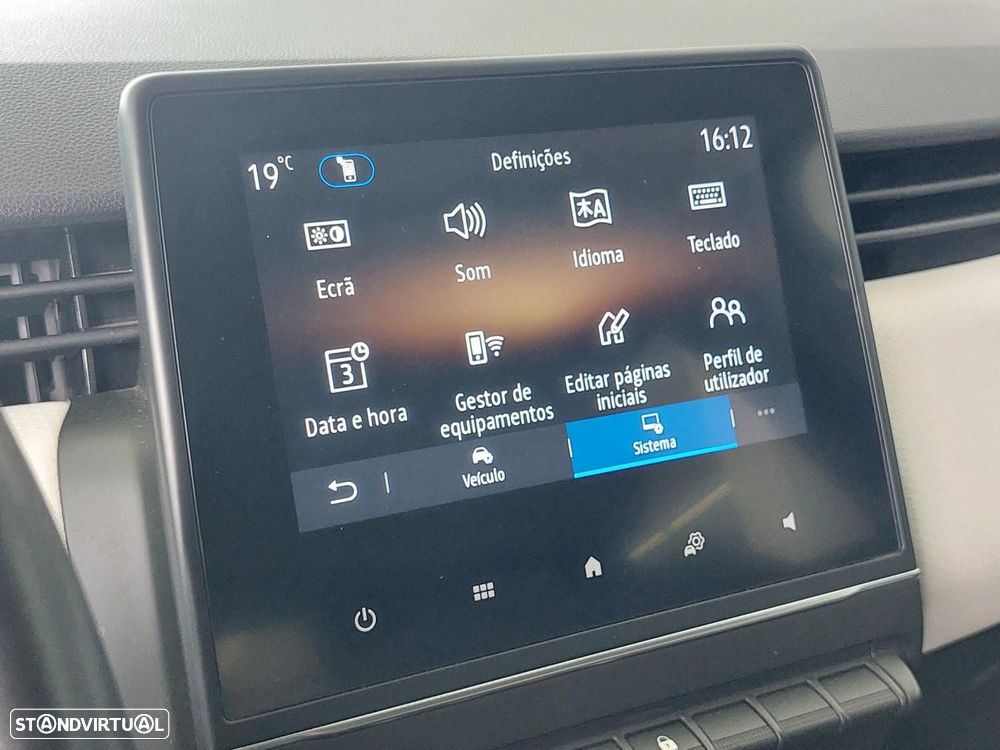 Renault Clio 1.0 TCe Limited Bi-Fuel - 23