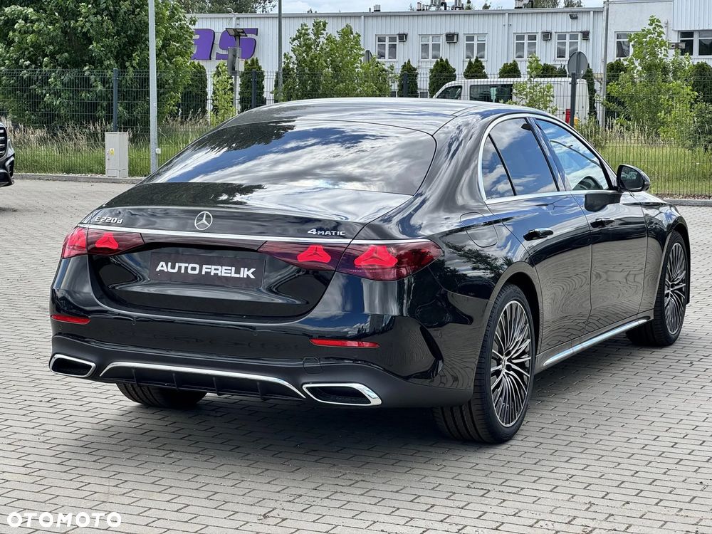 Mercedes-Benz Klasa E 220 d mHEV 4-Matic AMG 9G-Tronic - 8