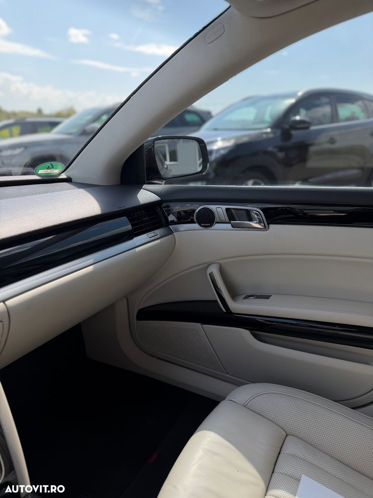 Volkswagen Phaeton 4.2 4Motion V8 Aut Lang - 17