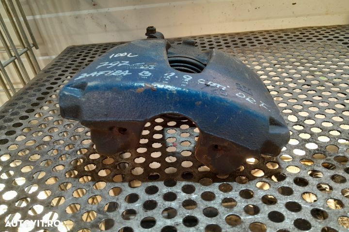 Etrier fata dreapta Opel Zafira B [2005 - 2010] Minivan 5-usi 1.9 CDT - 1