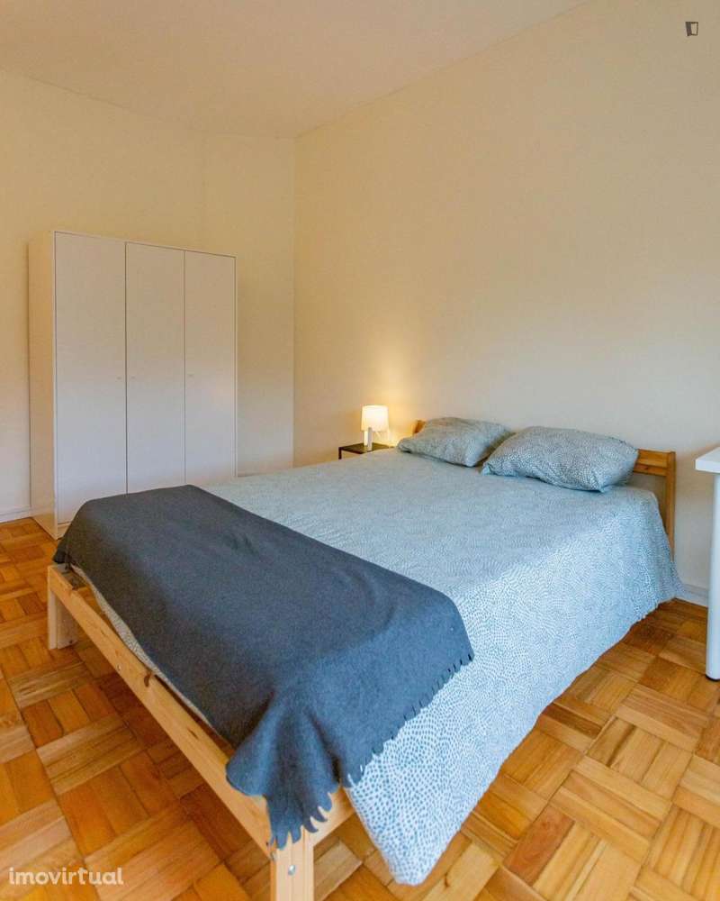 Quarto - localizado em Ramalde Porto - Grande imagem: 4/29