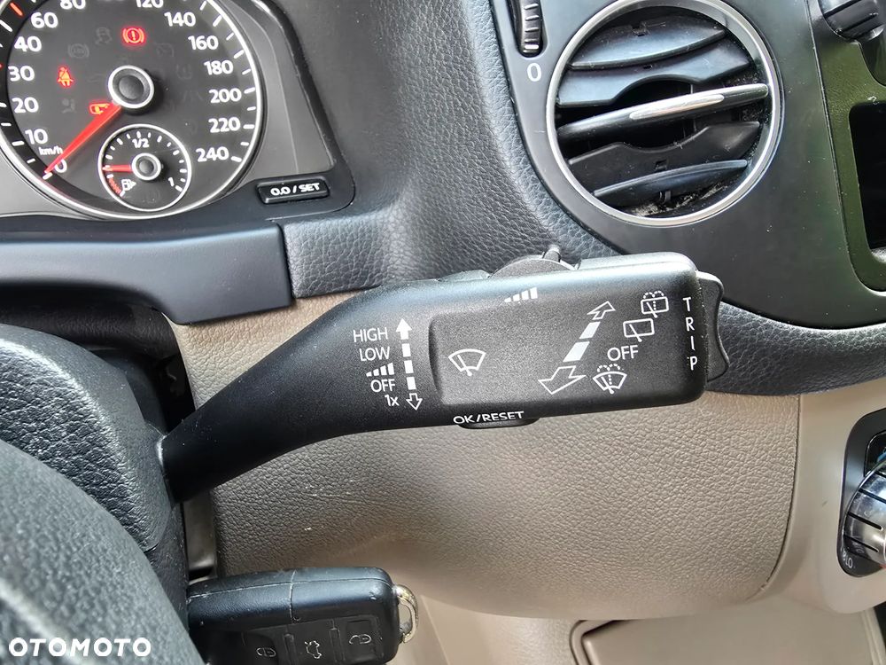 Volkswagen Golf Plus 1.4 Comfortline - 18