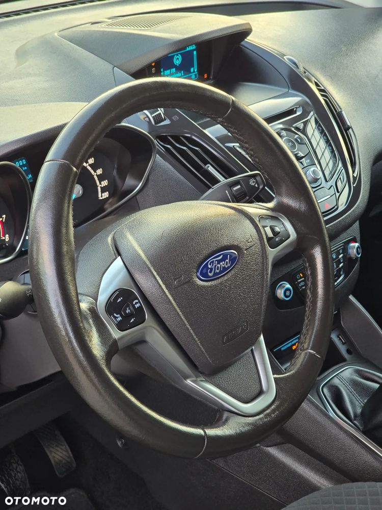 Ford Tourneo Courier 1.0 EcoBoost Titanium - 38