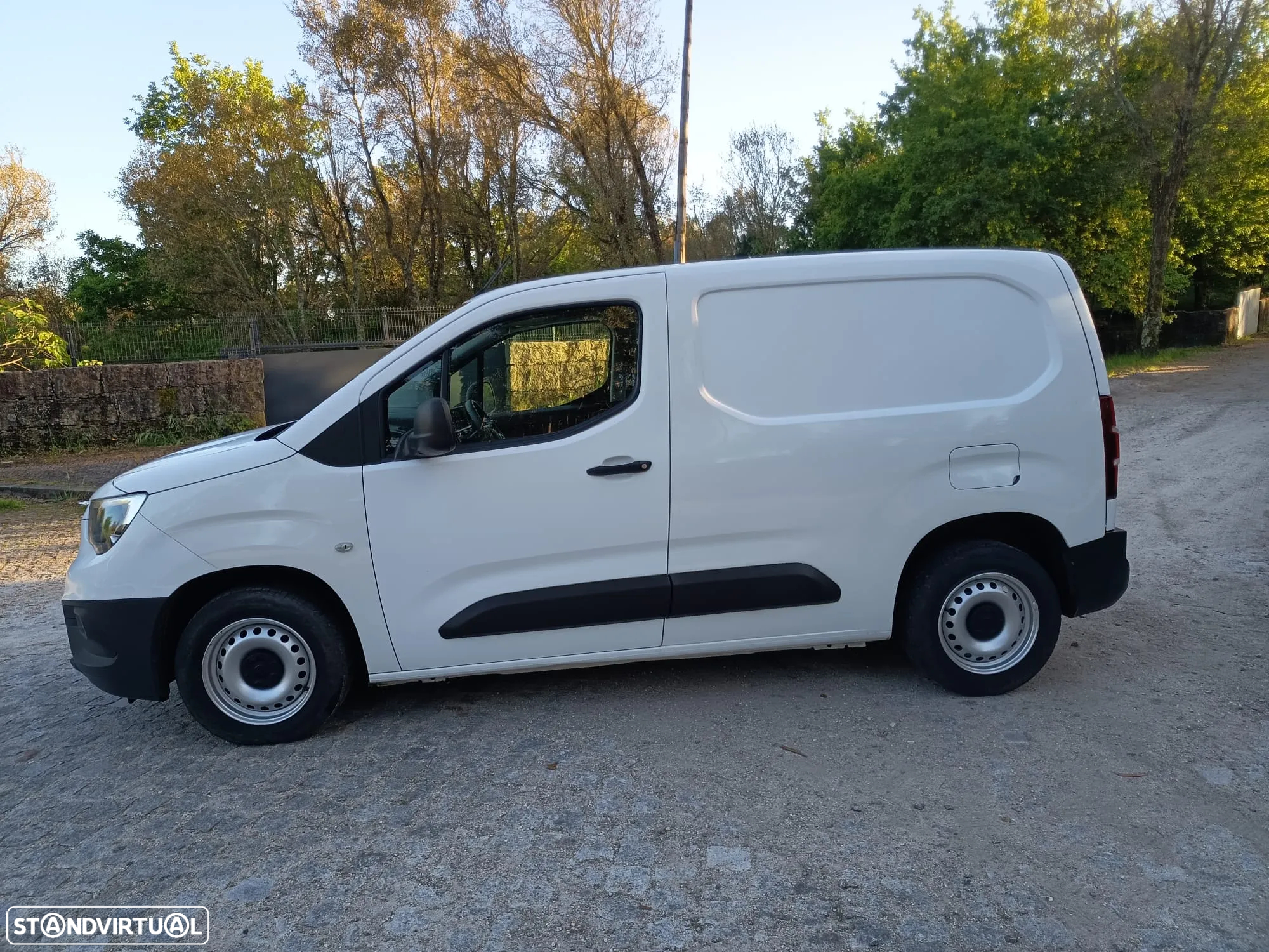 Opel COMBO - 3