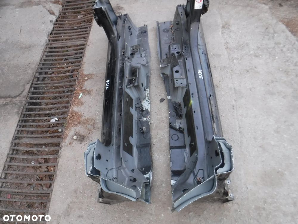 Audi A6 C6 allroad  kombi prog LY9B prawy - 2