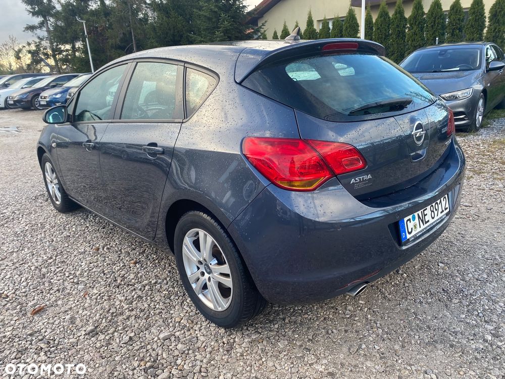 Opel Astra 1.4 Turbo Design Edition - 13