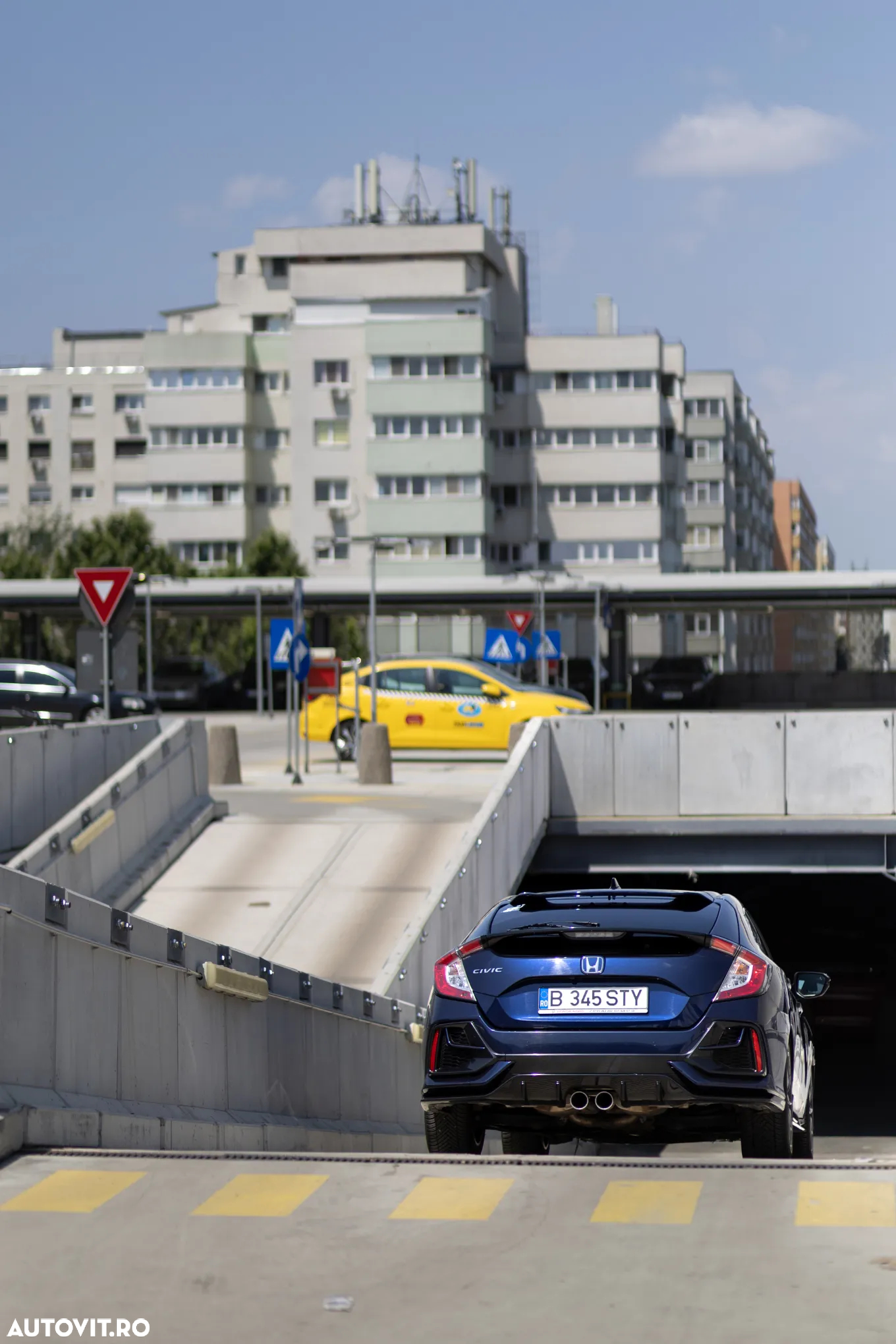 Honda Civic 1.5 VTEC Turbo CVT Sport Plus - 2