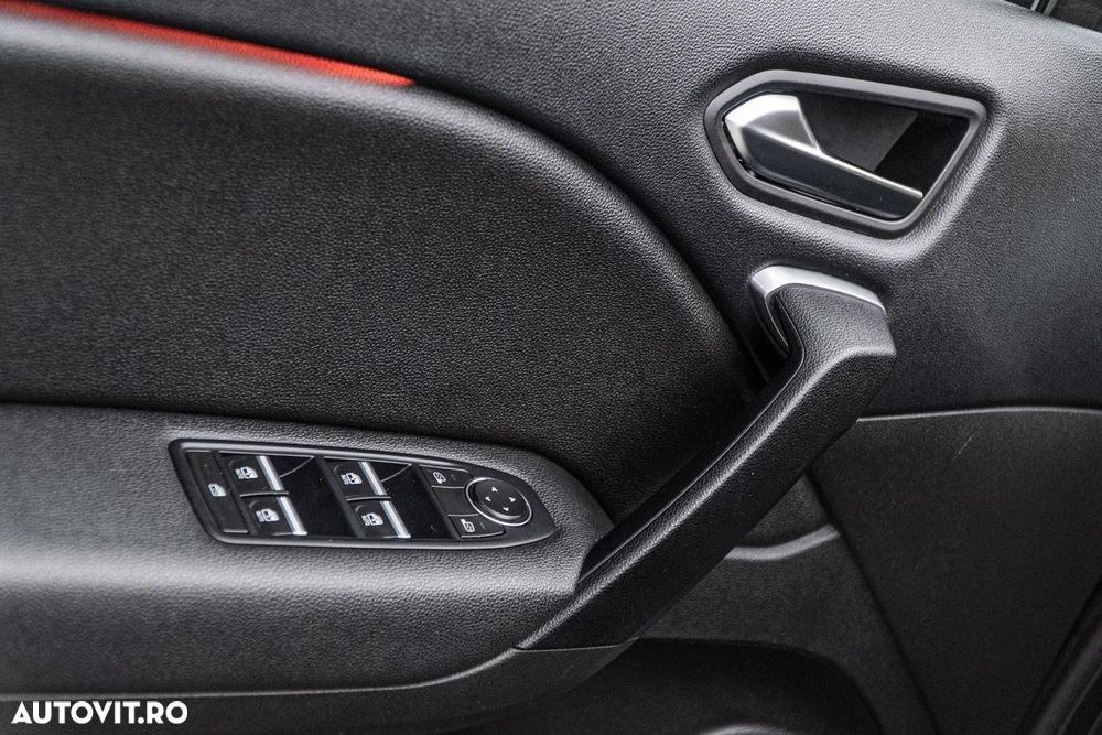 Renault Captur TCe Mild Hybrid 140 EDC GPF TECHNO - 27