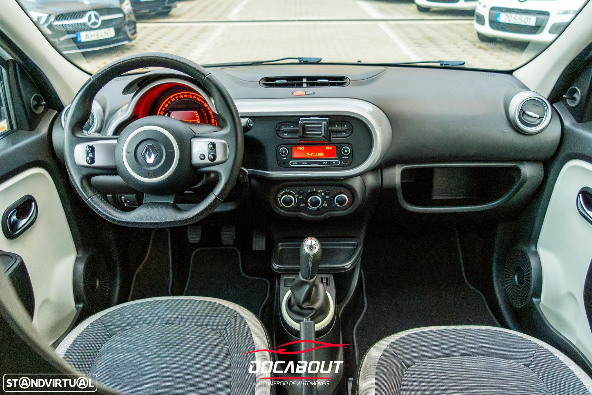 Renault Twingo 1.0 SCe Limited - 11