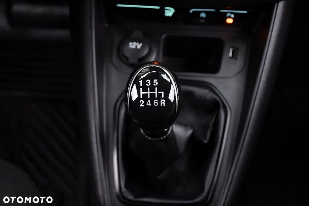 Ford TRANSIT COURIER - 19