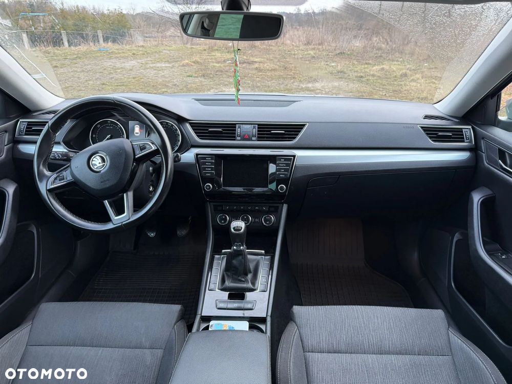Skoda Superb 1.6 TDI Style - 5