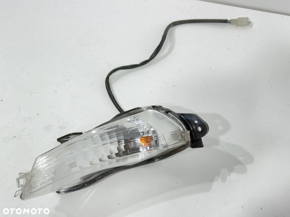 Kierunkowskaz przód L  Yamaha X-Max 125 17-21R