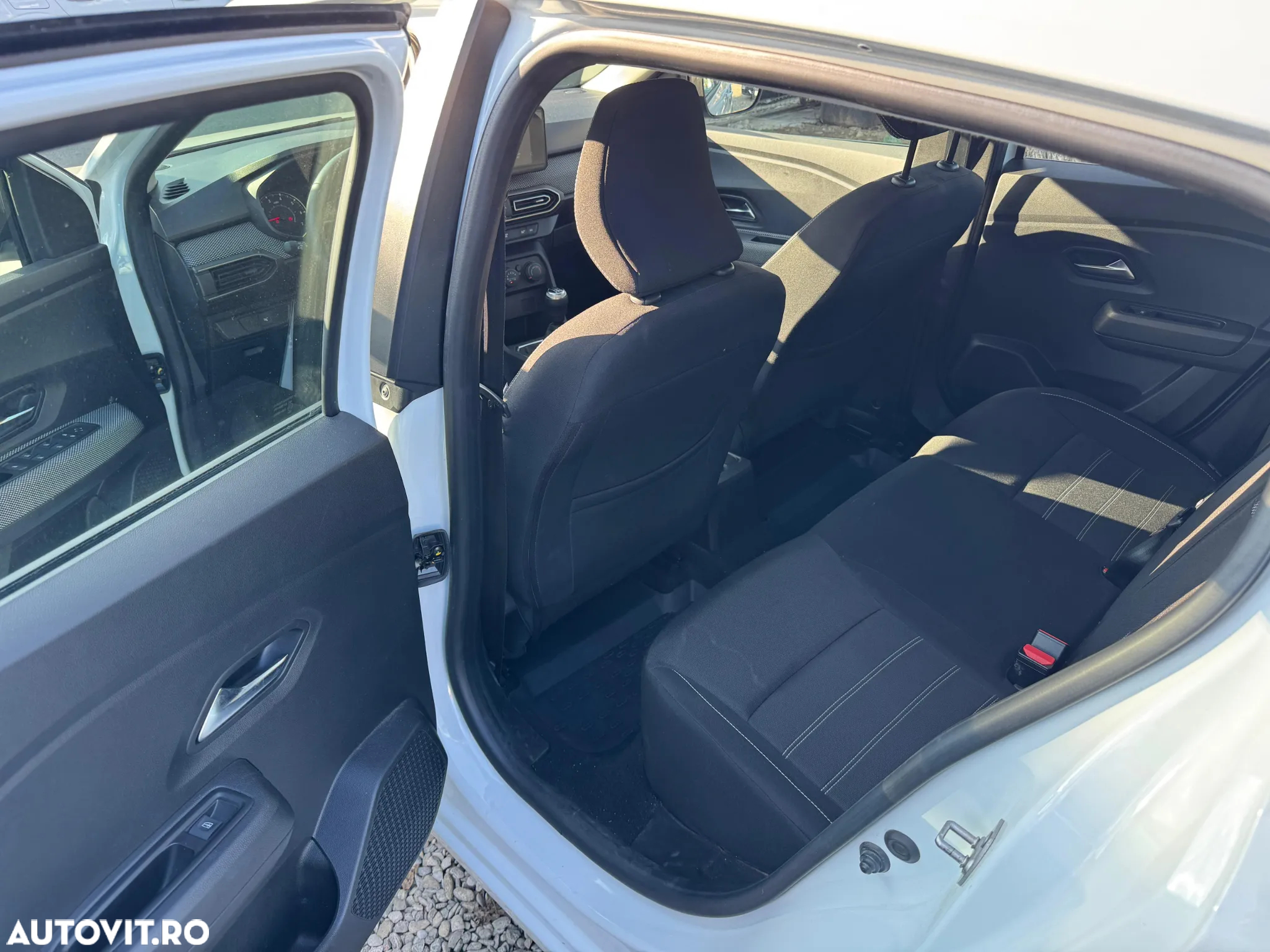 Dacia Sandero TCe 90 MT6 Comfort - 11