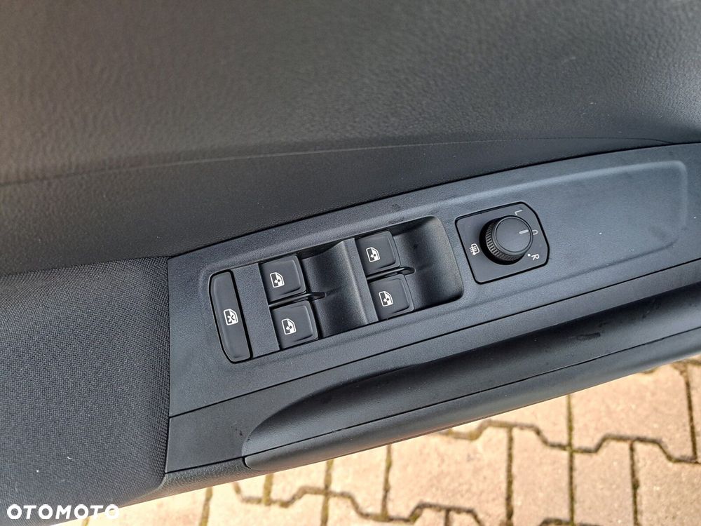 Skoda Fabia 1.0 TSI Edition 130 DSG - 11