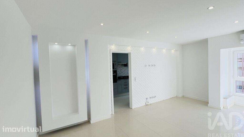 Apartamento T2 em Setúbal de 72 m2 - Grande imagem: 2/39