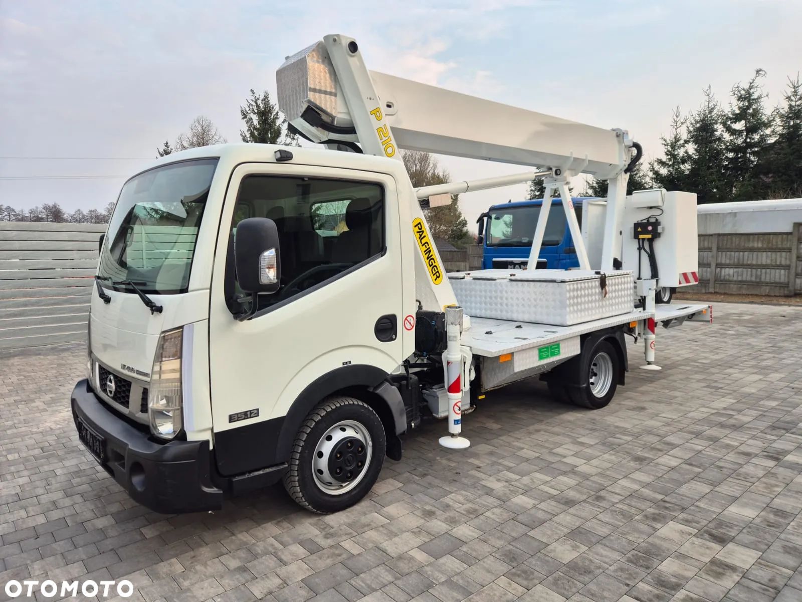 Nissan Cabstar NT400 35.12 Podnośnik koszowy Palfinger P210BK Euro5 Zwyżka - 1