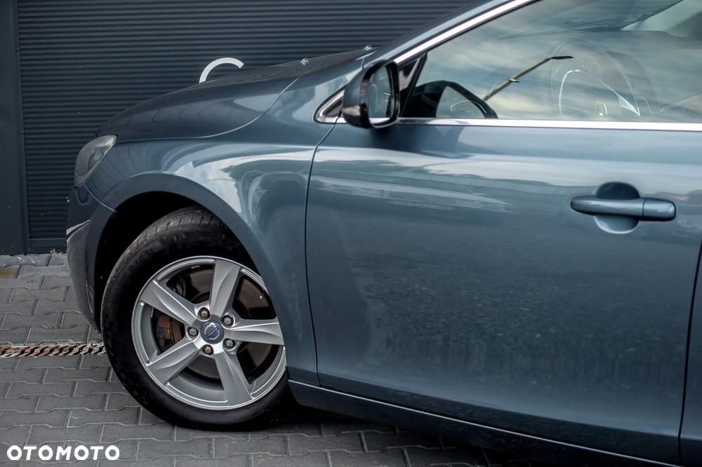 Volvo V40 - 8