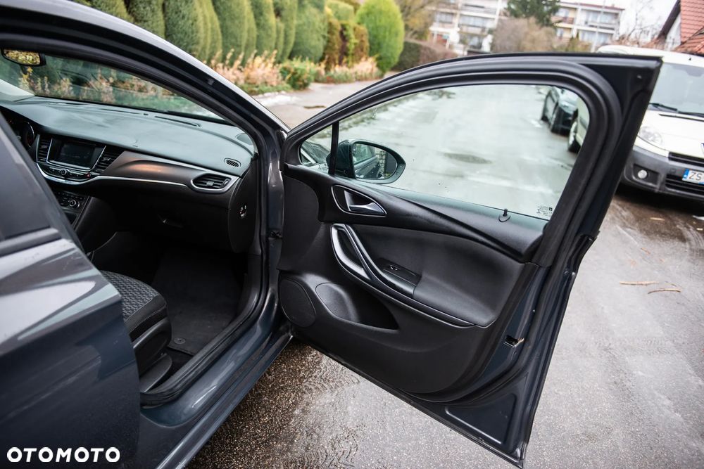 Opel Astra 1.4 Turbo Edition - 25