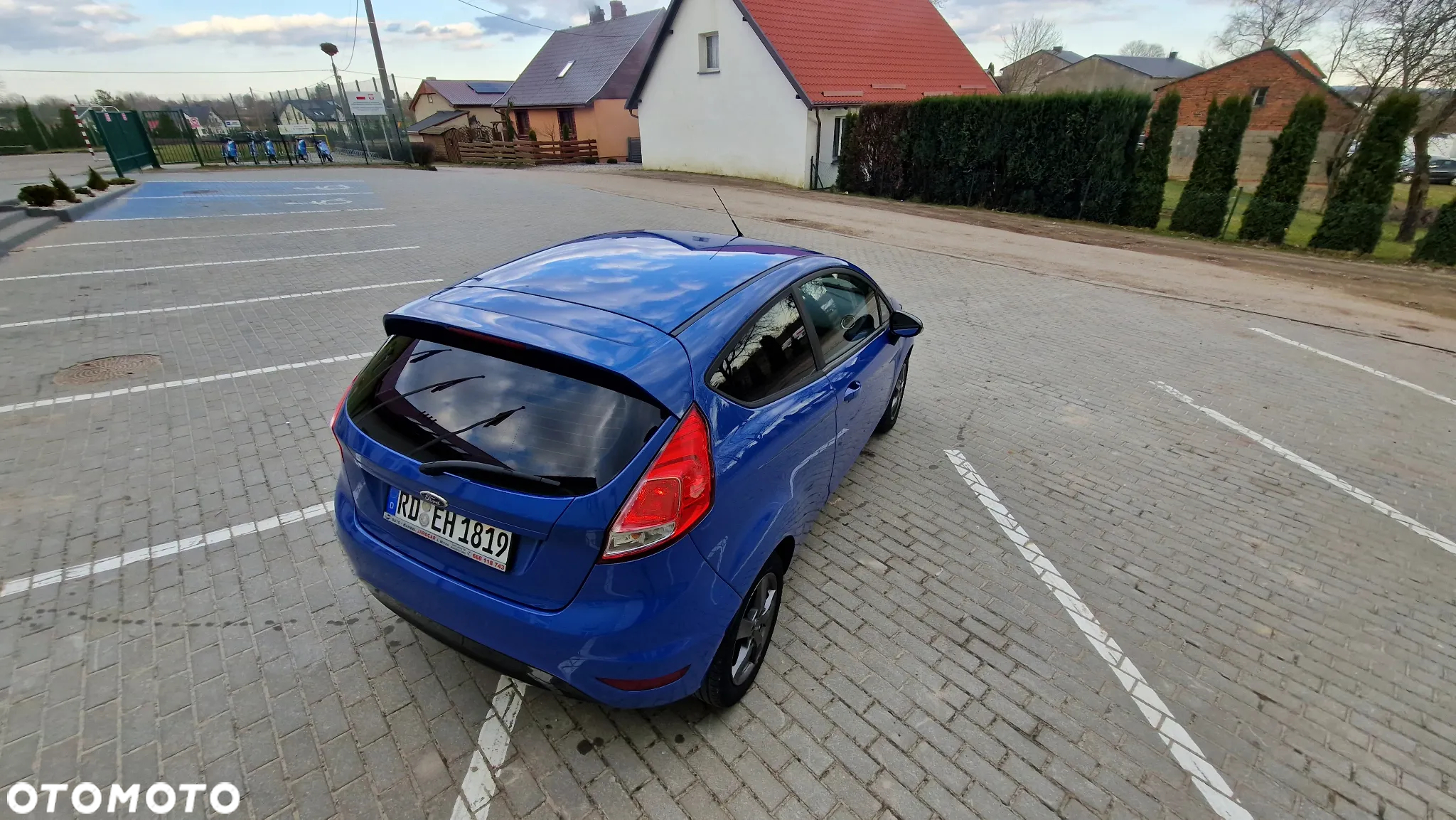 Ford Fiesta 1.0 Champions Edition - 17