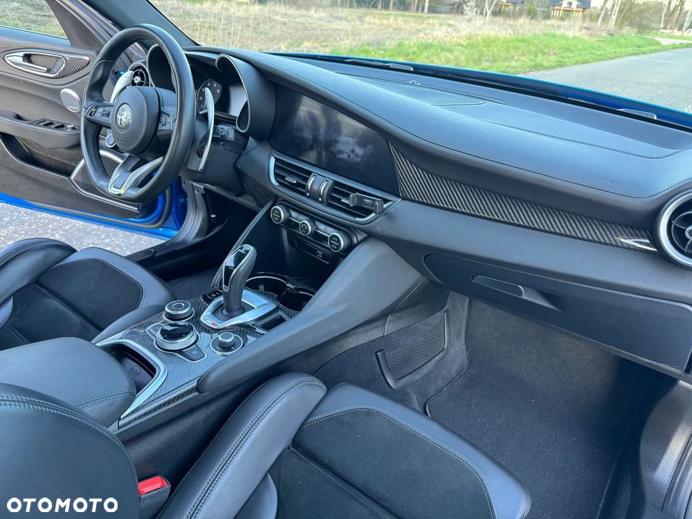 Alfa Romeo Giulia 2.0 Turbo Veloce TI Q4 - 25