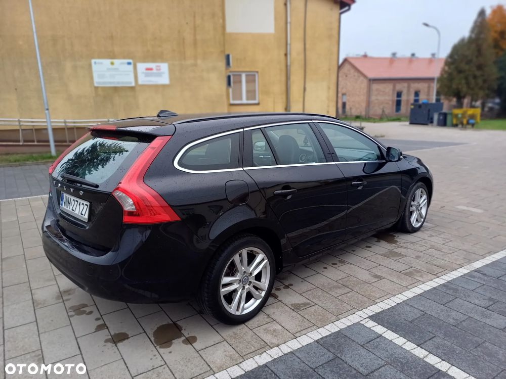 Volvo V60 DRIVe Summum - 7
