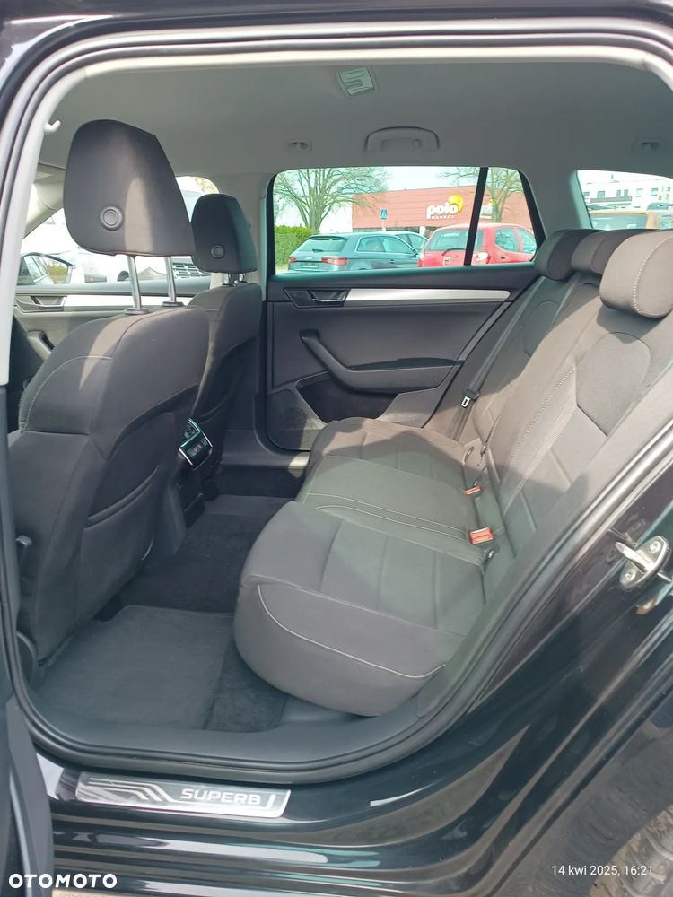 Skoda Superb 2.0 TDI Active DSG7 - 10