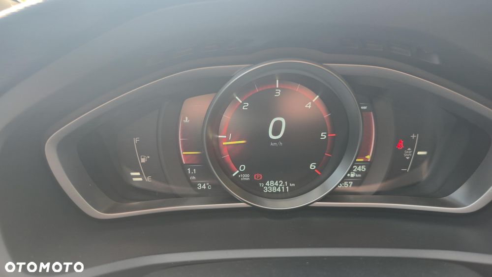 Volvo V40 D4 Drive-E Momentum - 26