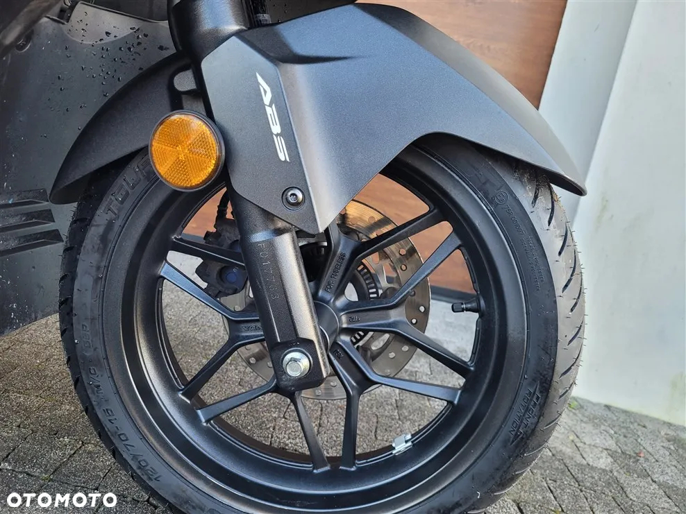Honda NSS - 19