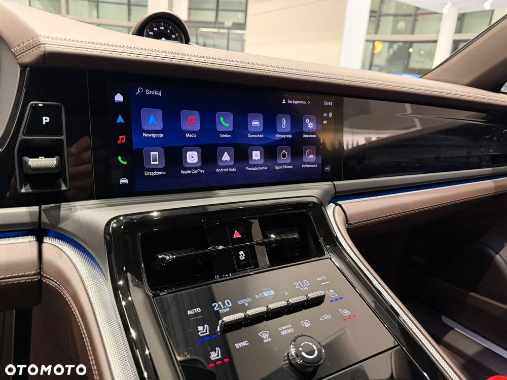 Porsche Panamera - 17